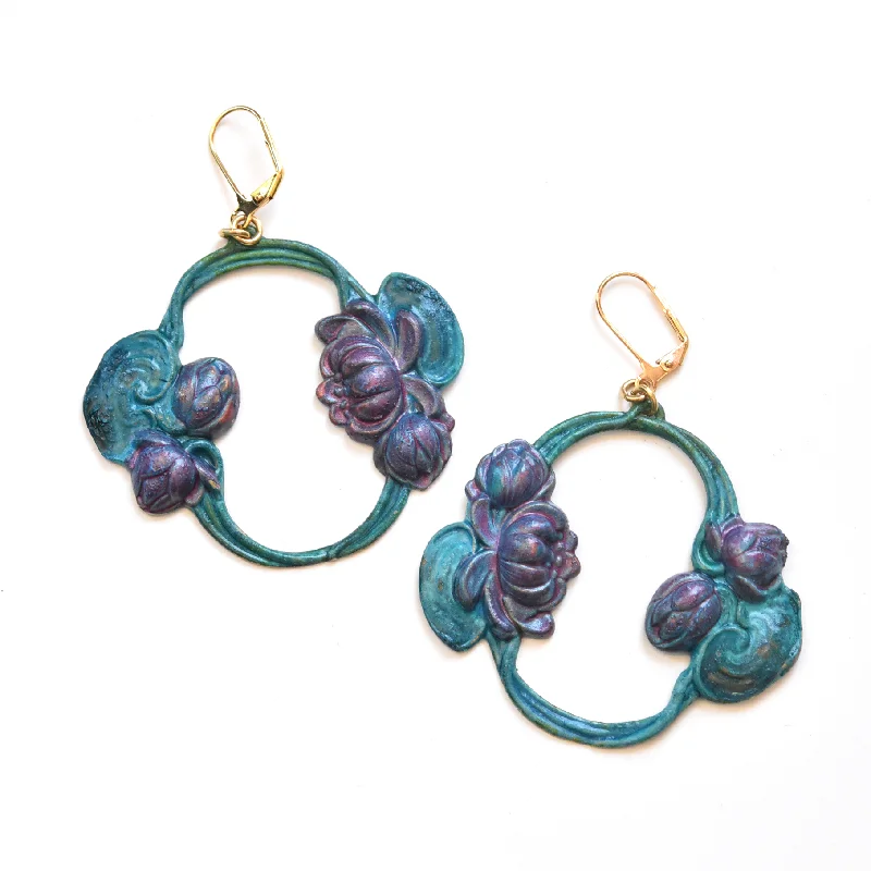 Nouveau Lily Earrings