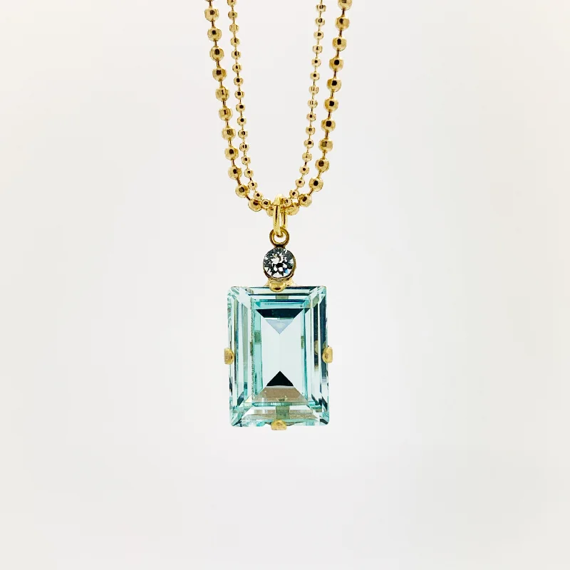 PALE BLUE RECTANGLE GOLD NECK